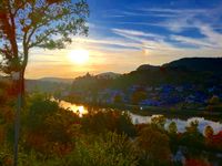 Saarburg und Saar bei Sonnenuntergang