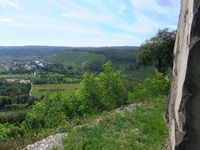 09 Blick von der Skulptur ins Tal